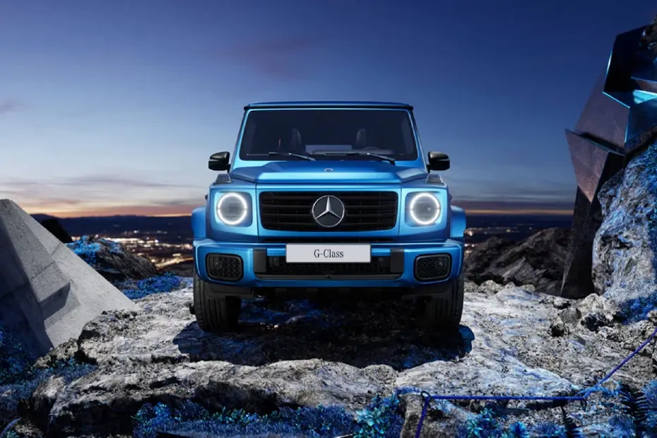 Mercedes-Benz G580 with EQ Technology Front View